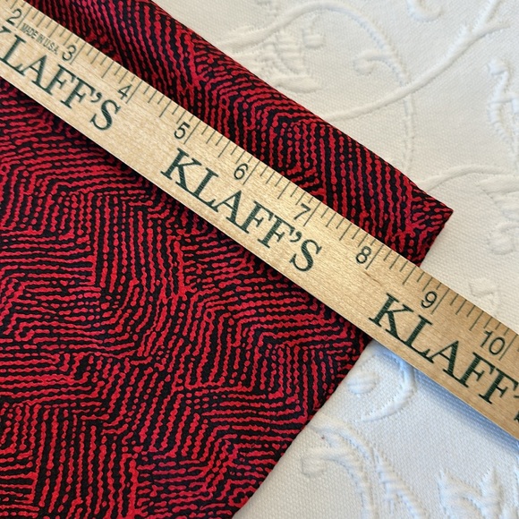 Vintage 80's 100% Silk J.L. Sanford for Narragansett Red & Black Blouse & Skirt - Picture 8 of 14